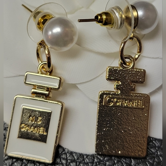 Custom Made Earings 1.5" Drop - Picture 2 of 2